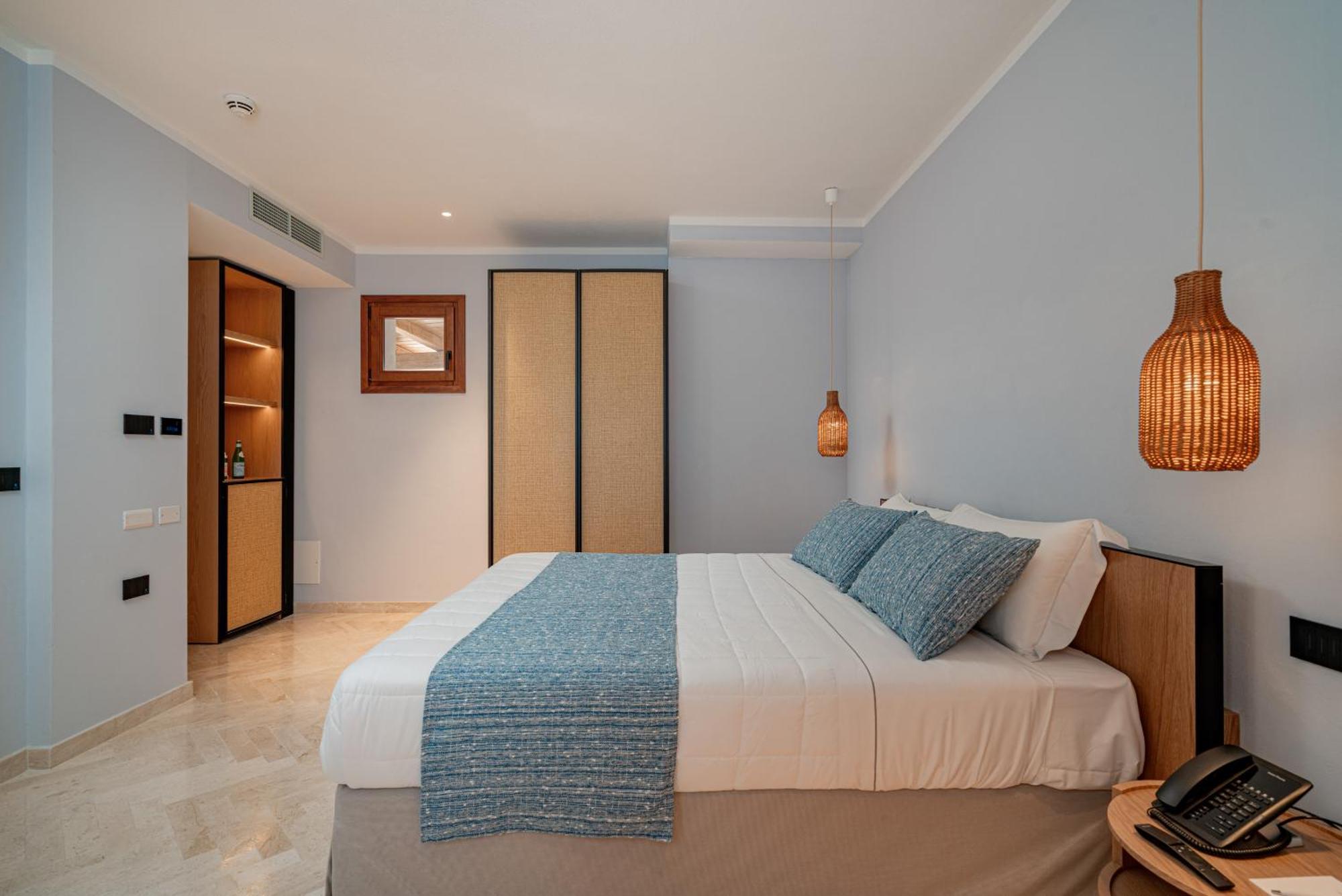 Hotel Sestante Porto Rotondo Exterior photo