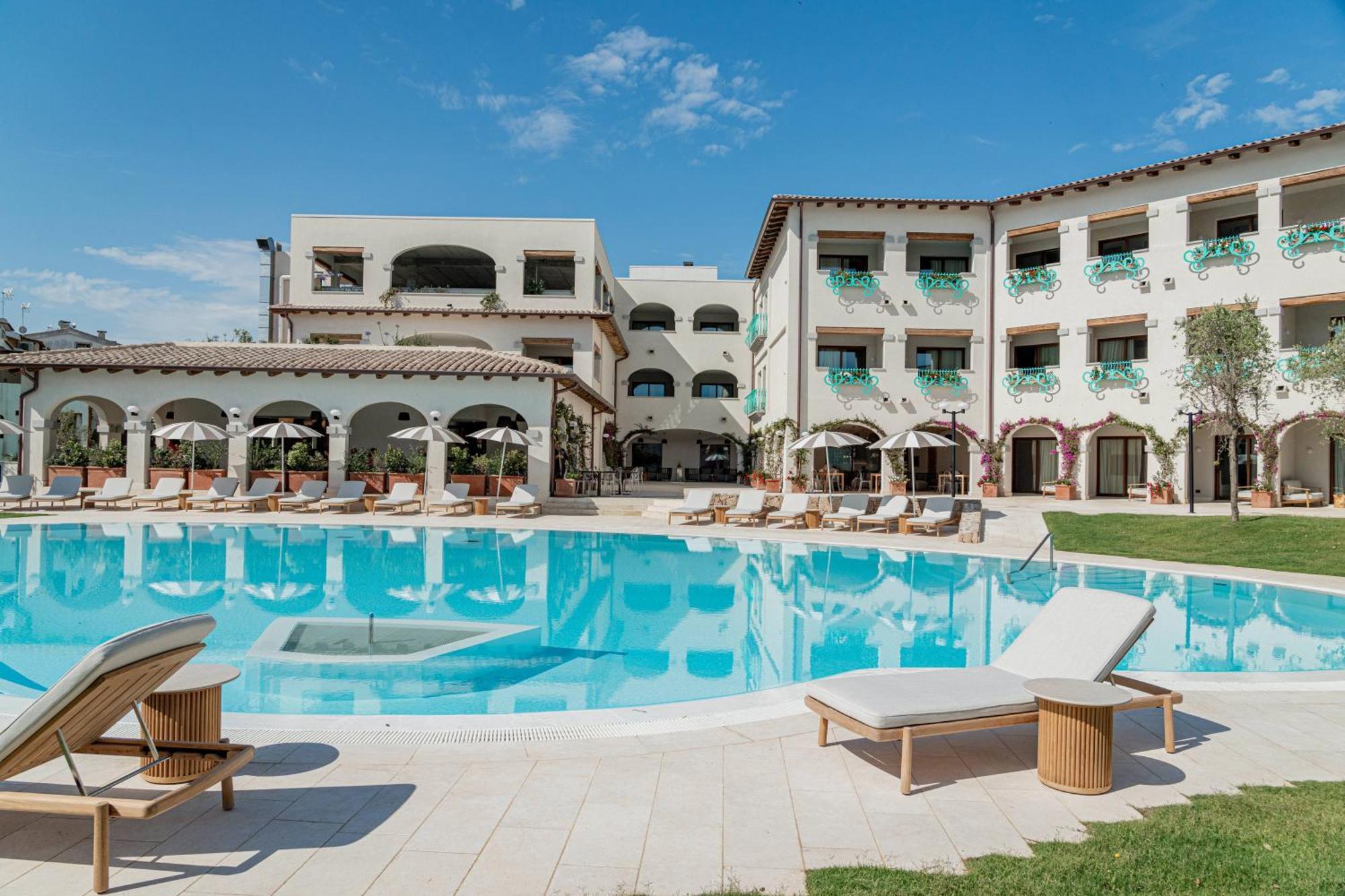 Hotel Sestante Porto Rotondo Exterior photo