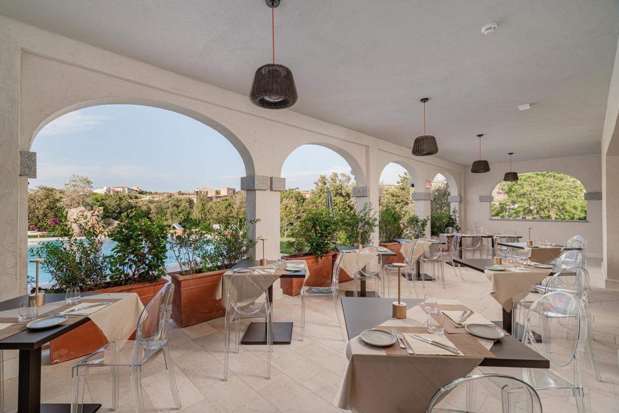 Hotel Sestante Porto Rotondo Exterior photo