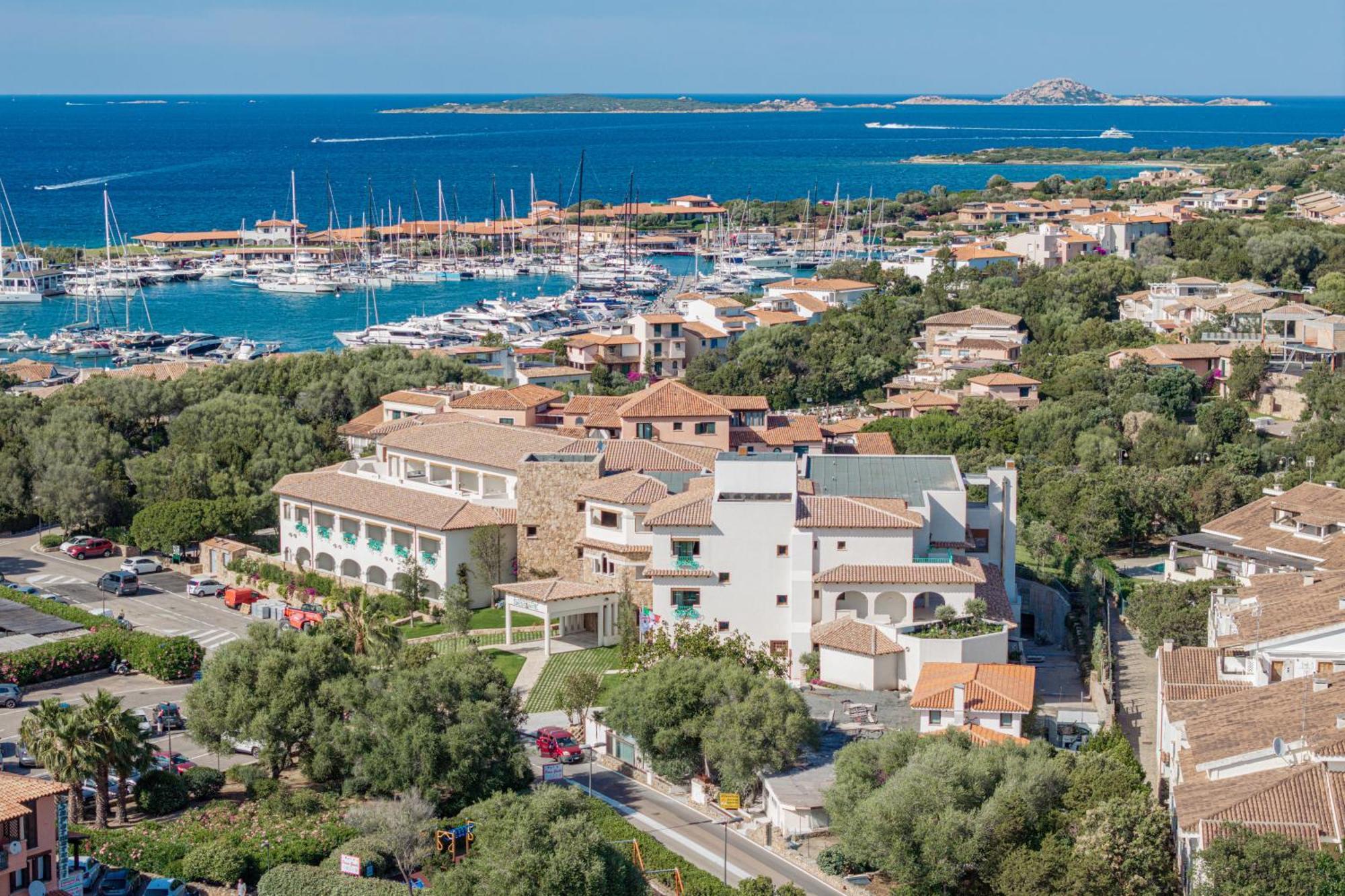 Hotel Sestante Porto Rotondo Exterior photo
